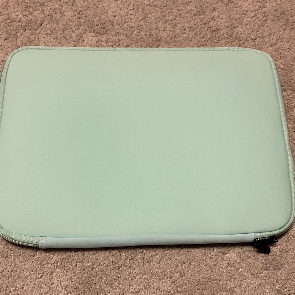 Laptop Case Mint Green 15x11 NWOT - Picture 5 of 8